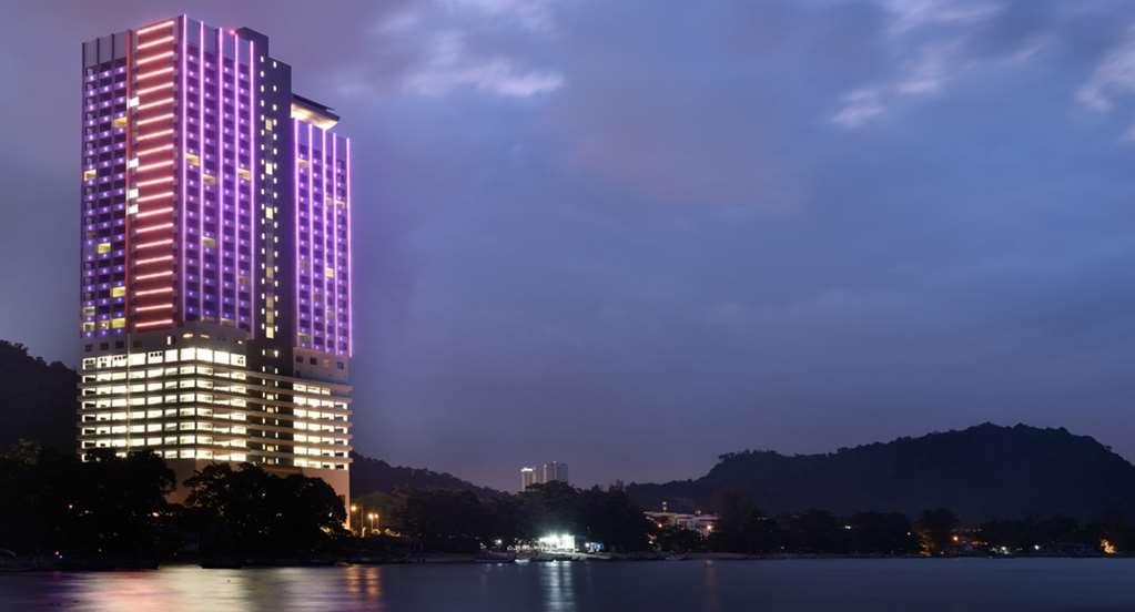 Lexis Suites Penang Байан-Лепас Экстерьер фото The View