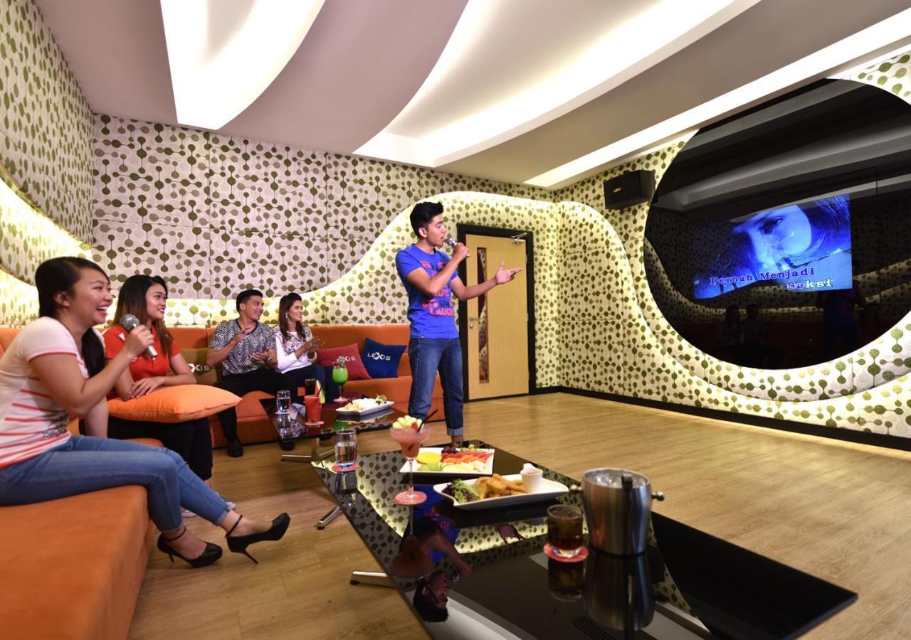 Lexis Suites Penang Байан-Лепас Экстерьер фото A karaoke box in Shanghai, China